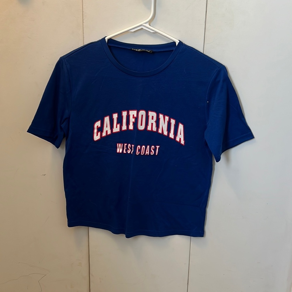 Dark blue California short sleeve crop